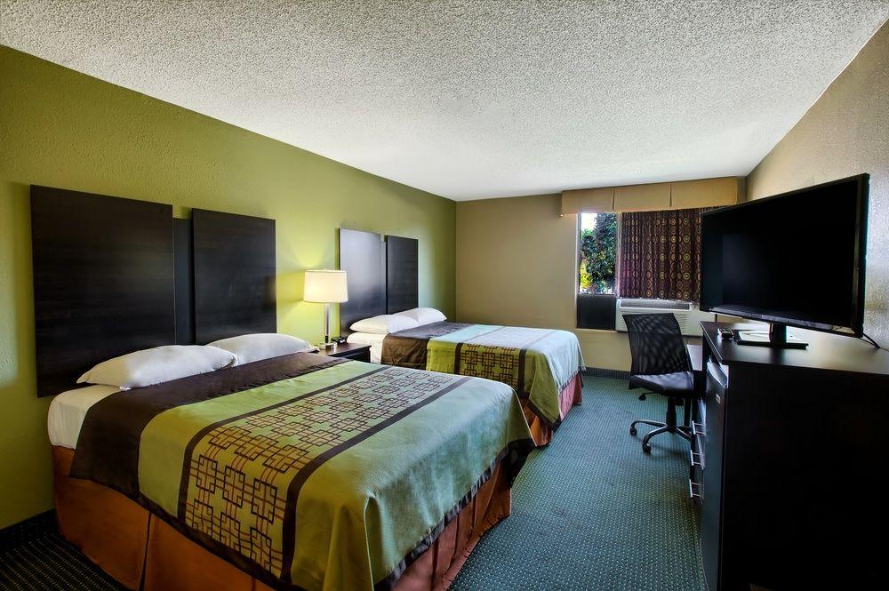 Hotel Super 8 By Wyndham Raleigh North East Extérieur photo