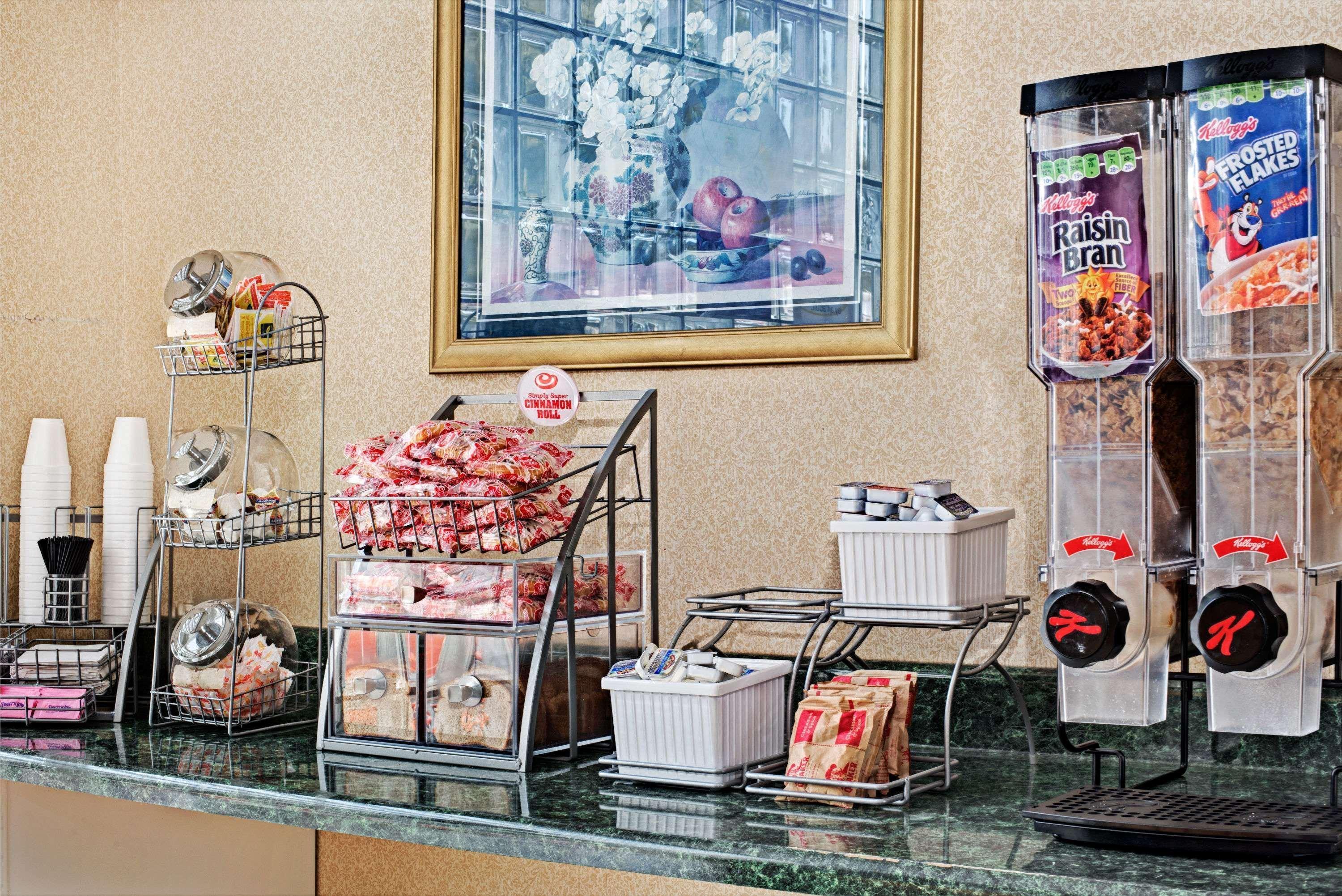 Hotel Super 8 By Wyndham Raleigh North East Extérieur photo